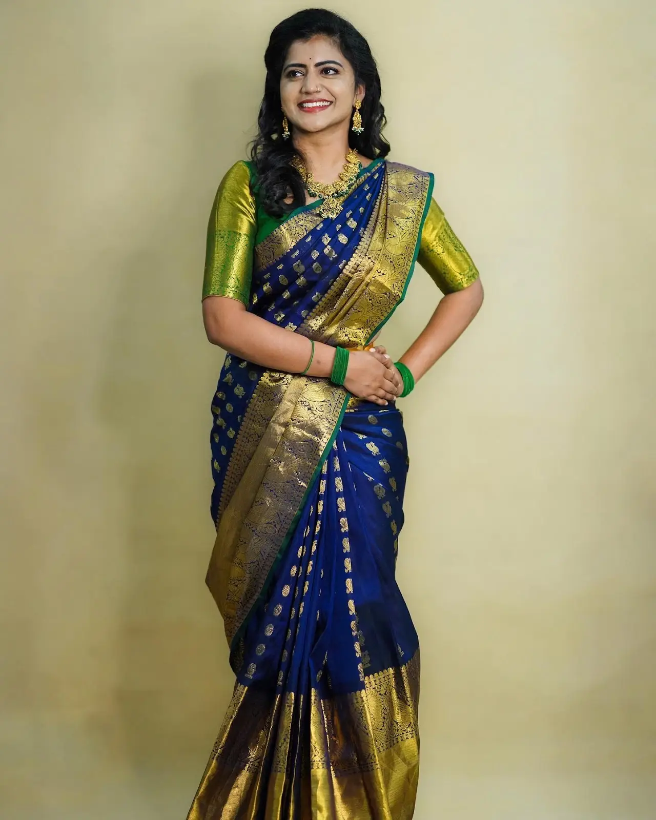 South Indian TV Model Shiva Jyothi In Blue Pattu Saree